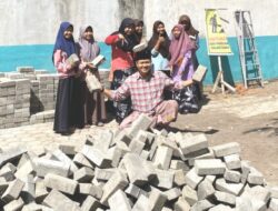 Peduli Ponpes,  Dzulfikar Rezky, Caleg PDI Perjuangan Dapil II Bantu Ratusan Meter Paving Pondok Pesantren