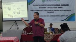 Anggota Komisi VI DPR RI fraksi PDI Perjuangan, Sonny T Danaparamitha saat sosialisasi Peraturan Perundang-Undangan